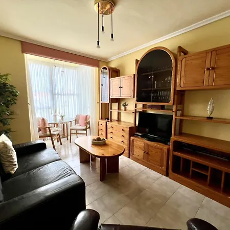 El Corrillo - 5835 *