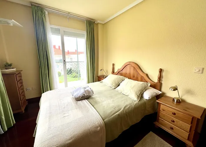 El Corrillo - 5835 *